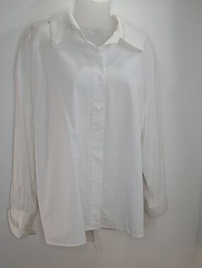 Eloquii Classic White Long-Sleeve Button Shirt
